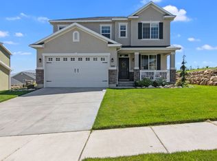 593 W Deer Meadow Dr, Saratoga Springs, UT 84045