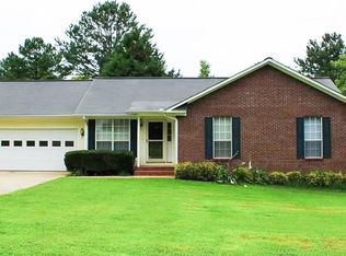 410 Starla Dr, Anniston, AL 36207