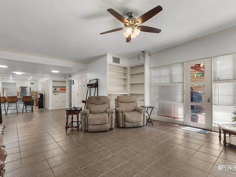 2904 Sturdevandt Pl — Photo 7