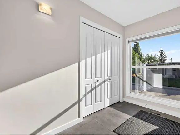 3rd image of 803 Canford Cres SW #1A
