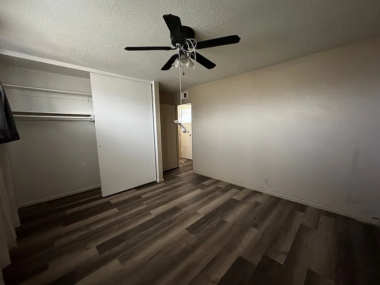 2028 Parkway — Photo 8