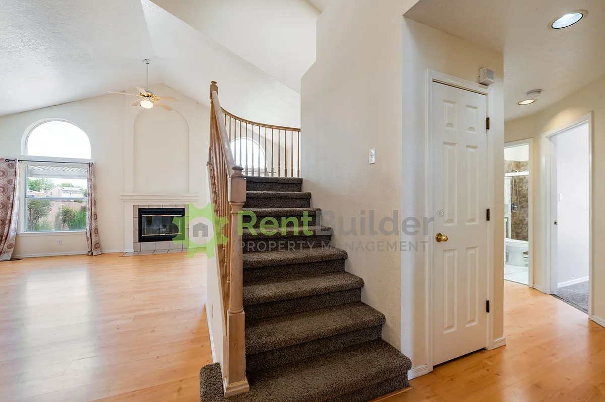 Building Photo - 4119 Rancho Largo Rd NW