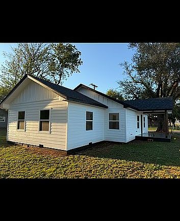 4th image of 100 Ripley St