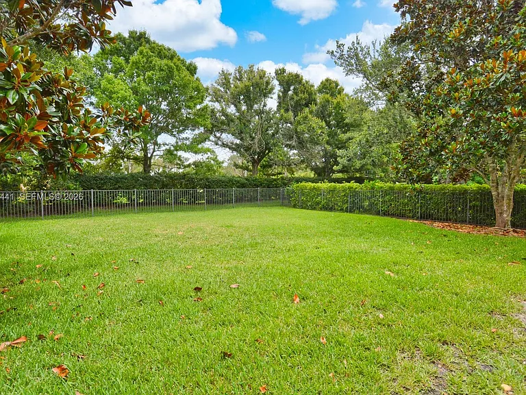 4648 56th Ln — Photo 45