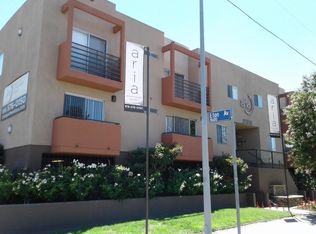 21306 Parthenia St APT 208, Canoga Park, CA 91304