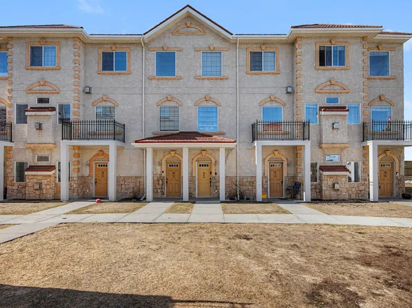 13825 155th Ave NW #92, Edmonton, AB T6V 0B8