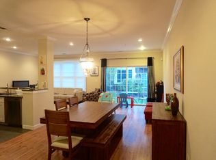 125 Abbie Ct, West New York, NJ 07093