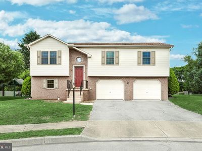 5 Campus Ct, Manchester, PA, 17345