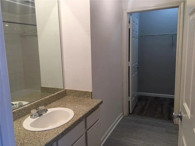 2320 Gracy Farms Ln #723 — Photo 14