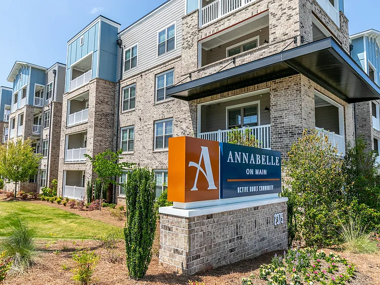 Annabelle on Main 55+ Active Adult Apartment Homes — Photo 5