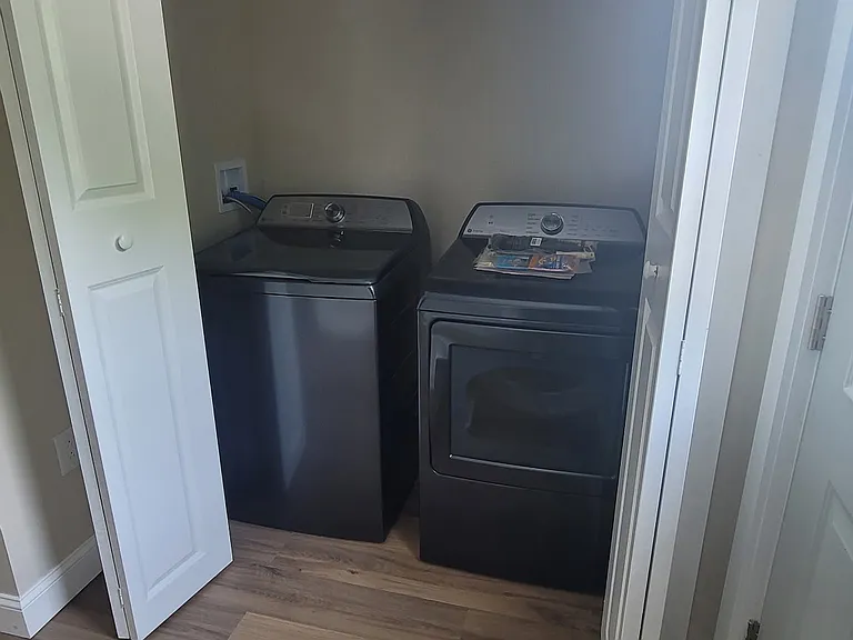 1325 Wyoming Ave — Photo 9