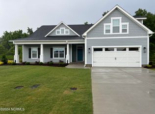 923 Hunter Grace Dr, Winterville, NC 28590