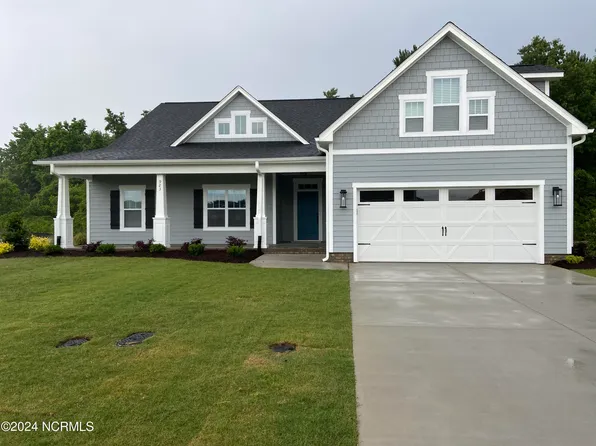 923 Hunter Grace Drive, Winterville, NC 28590