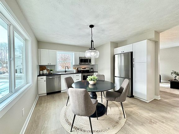 4th image of 1628 Ira Ave NW