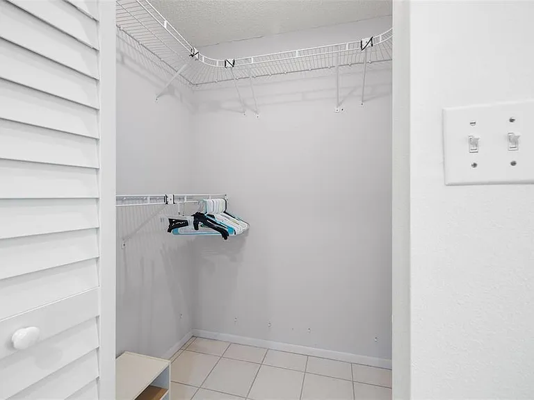 1316 Pasadena Ave S #204 — Photo 21