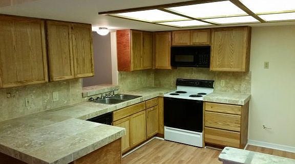 3rd image of 3312 W Century Blvd