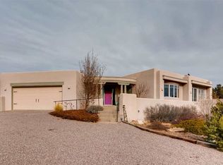 1301 Vista Morada, Santa Fe, NM 87506