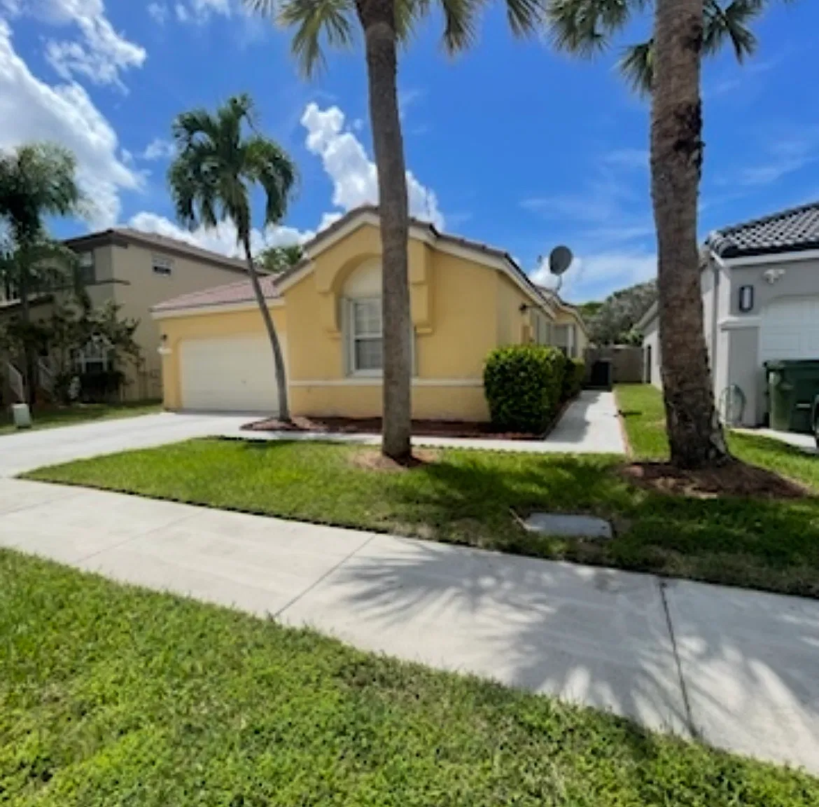 3 bed, 1719 sqft, $3,700 — Photo 3