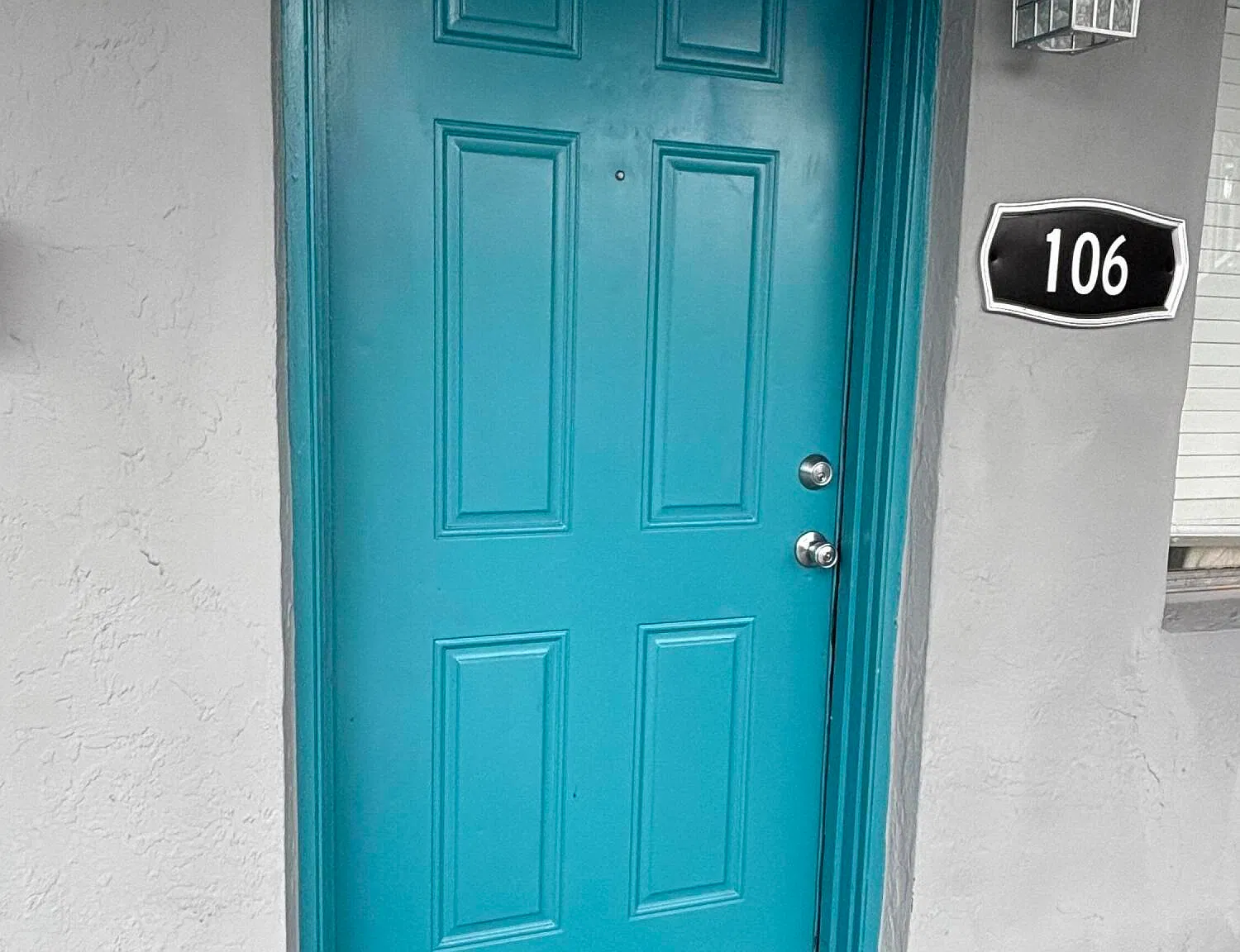 411 N Halifax Ave — Photo 2