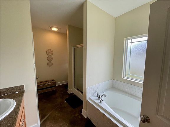 2nd image of 41248 Audubon Gardens Blvd