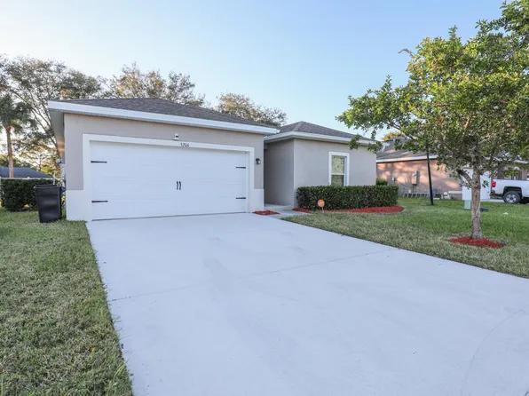5206 Oakland Lake Circle, Fort Pierce, FL 34951