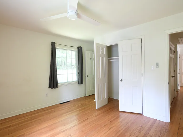 3215 Plantation Rd — Photo 26