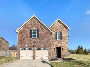 1036 Middleton Ln, Gallatin, TN 37066