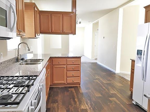 4th image of 3150 Federalist Ln