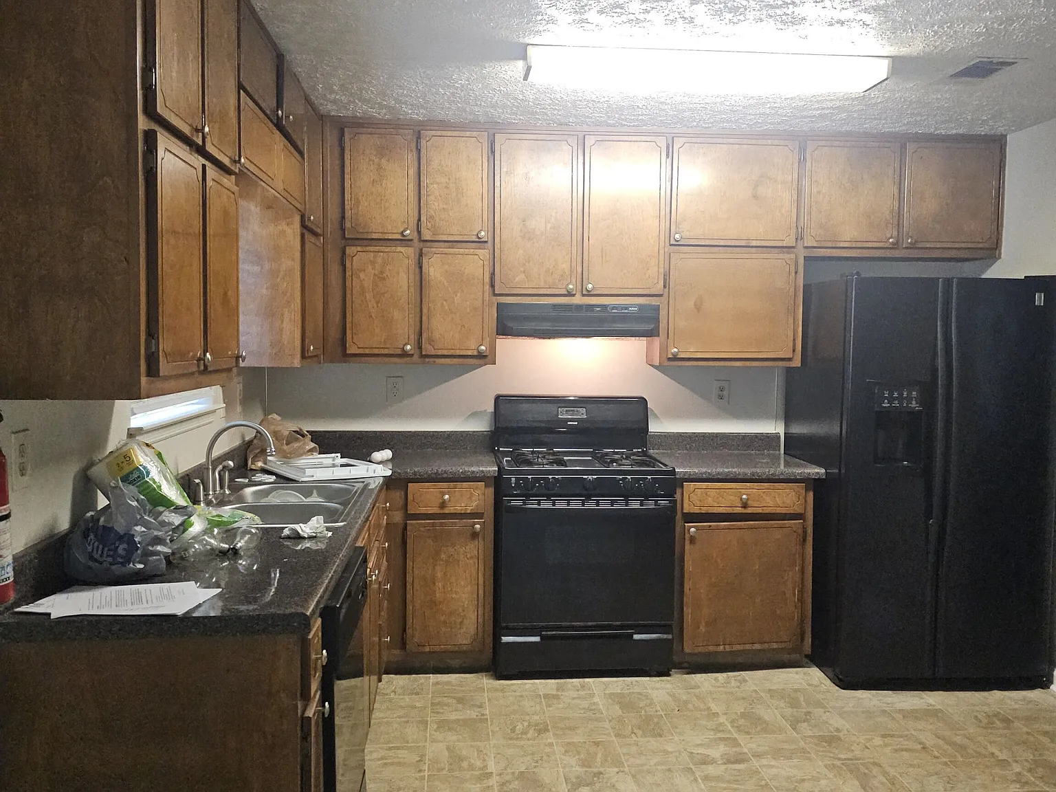 3 bed, 2.0 bath, $1,500 — Photo 3