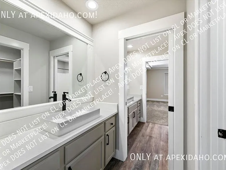 1828 W Divide Creek St — Photo 42