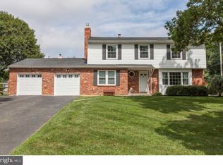 899 Marker Dr, West Chester, PA 19382