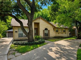 13126 Meadow Leaf Ln, Houston, TX 77039