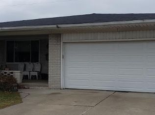 31122 Saratoga Ave, Warren, MI 48093