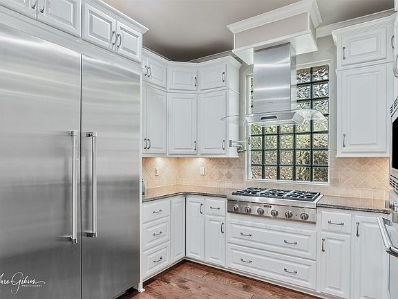 3rd image of 7112 E Ridge Dr