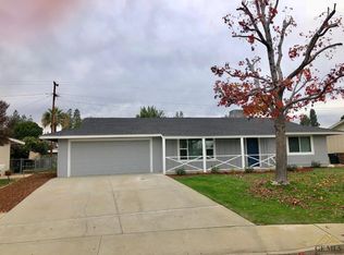 913 Hogan Way, Bakersfield, CA 93309