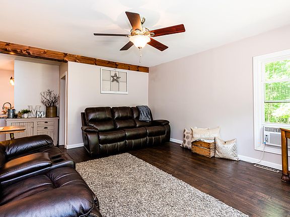 4th image of 7591 Campbell Ave