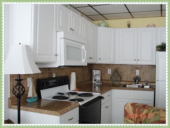 Full Kitchen - Totally Furnished