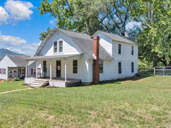 197 Bridge St N, Buchanan, VA 24066