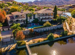 21990 Village Way Dr, Canyon Lake, CA 92587