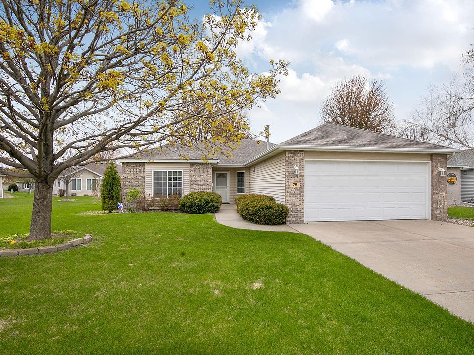 1st image of 75 Willow Creek Dr