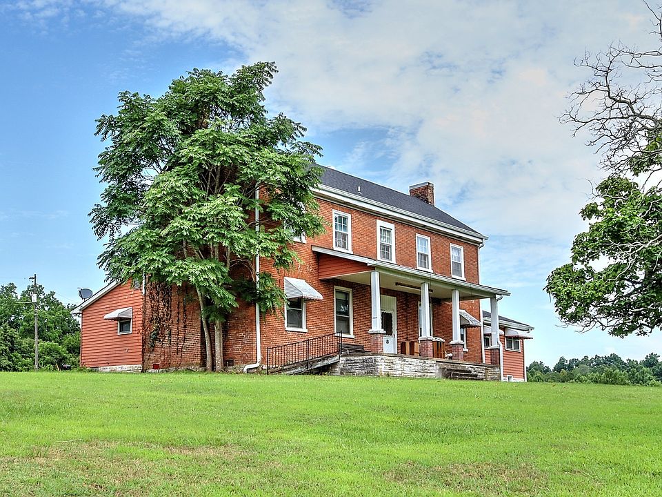 1st image of 857 Davenport Rd