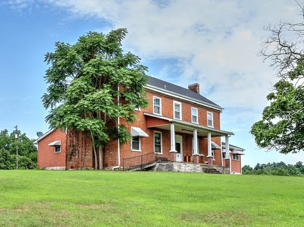 857 Davenport Rd, Cumberland City, TN 37050