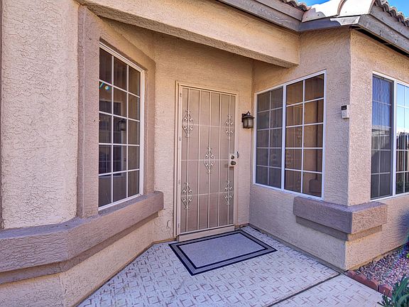3rd image of 20720 N 108th Ln