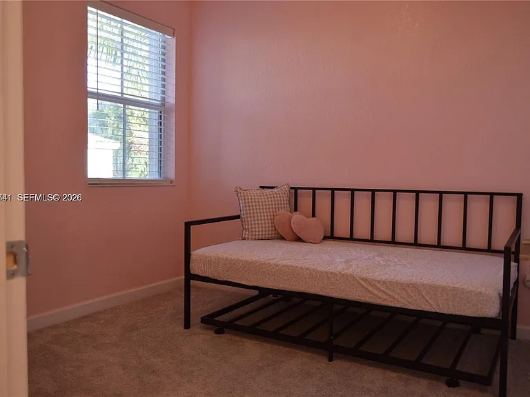 1522 SE 26th Ter — Photo 13
