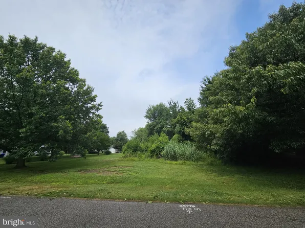 412 Farms Dr #5, Stevensville, MD 21666