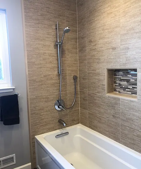 570 Carrick Ct — Photo 9