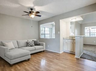 1036 Twin Falls Dr, Desoto, TX 75115