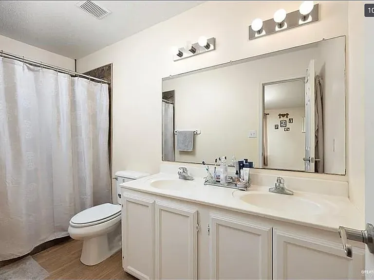 3213 Princeton Ave — Photo 11