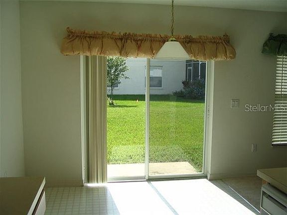 5th image of 6713 Waterton Dr