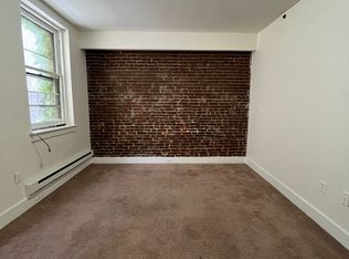 330-2 S Juniper St #2D, Philadelphia, PA 19107